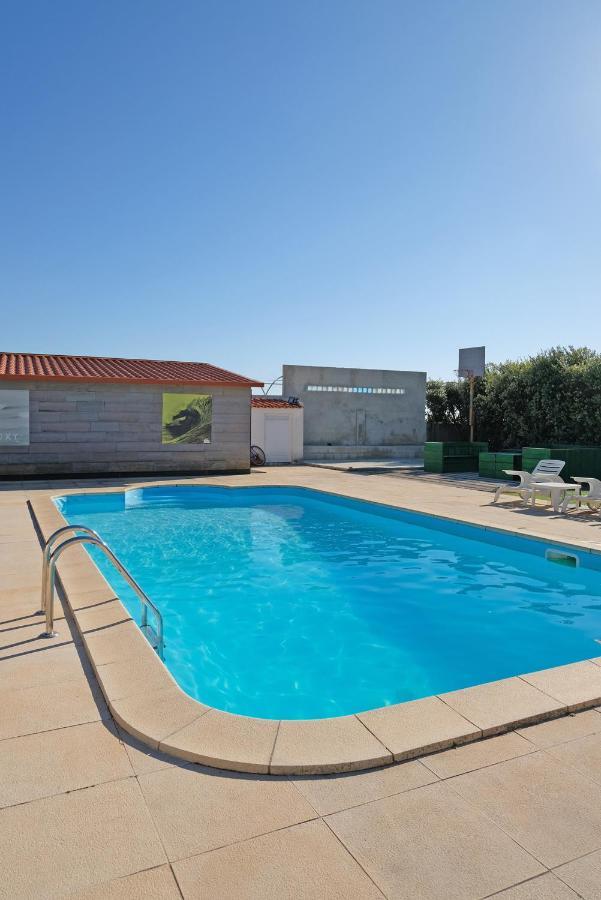 Freesurfcamp & Hostel Baleal Esterno foto
